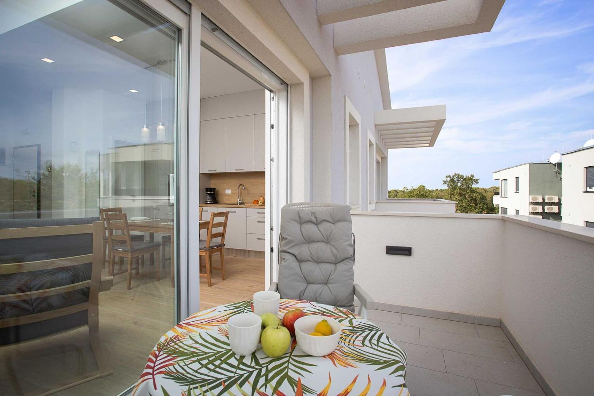 Lana Luxe Apartment Pula Exterior photo